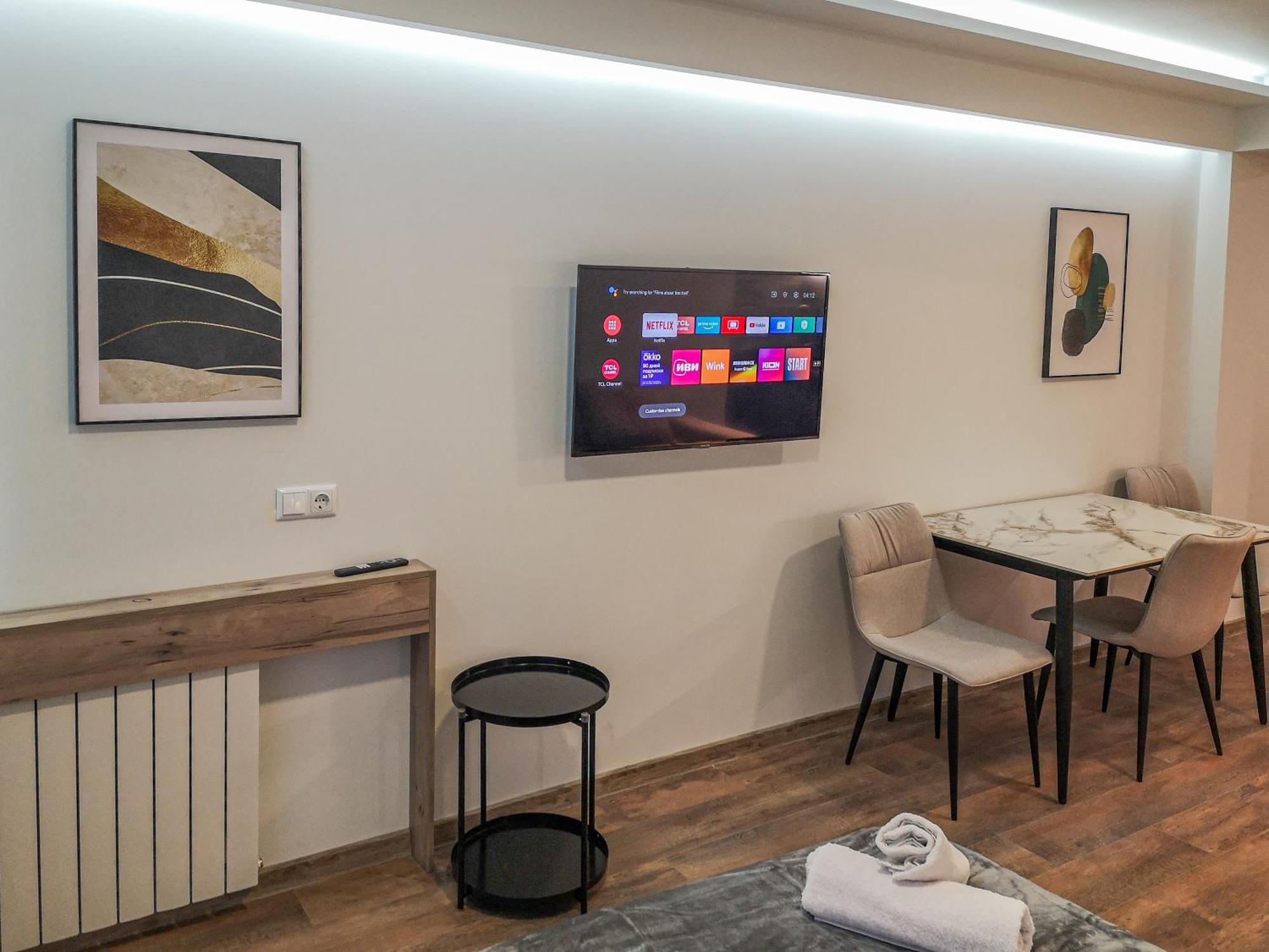 Four Seasons New By Travel